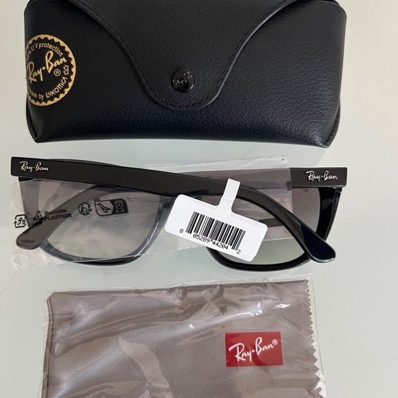 Ray-Ban ® RB4154 Gray Gradient Sunglasses